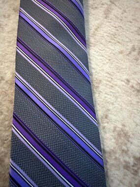 Platinum Designs Tie – (Purple, Lavender & Silver Diagonal Stripe Pattern) – 3.5